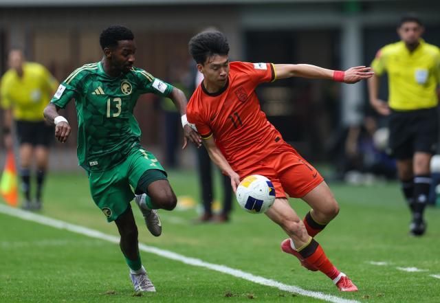 视频-连续九届无缘四强 国青6次倒在8强战40年前曾夺冠